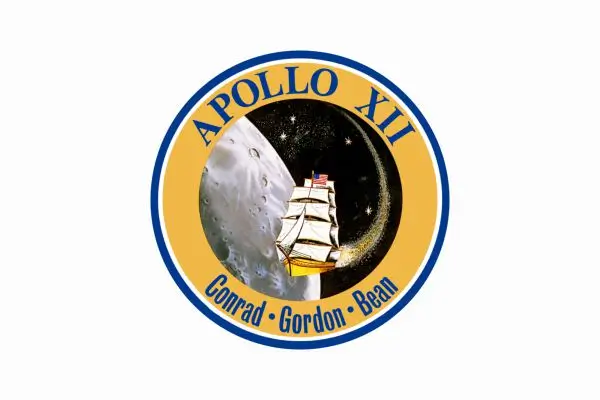 Apollo 12: Pousando com Precisão no Solo Lunar